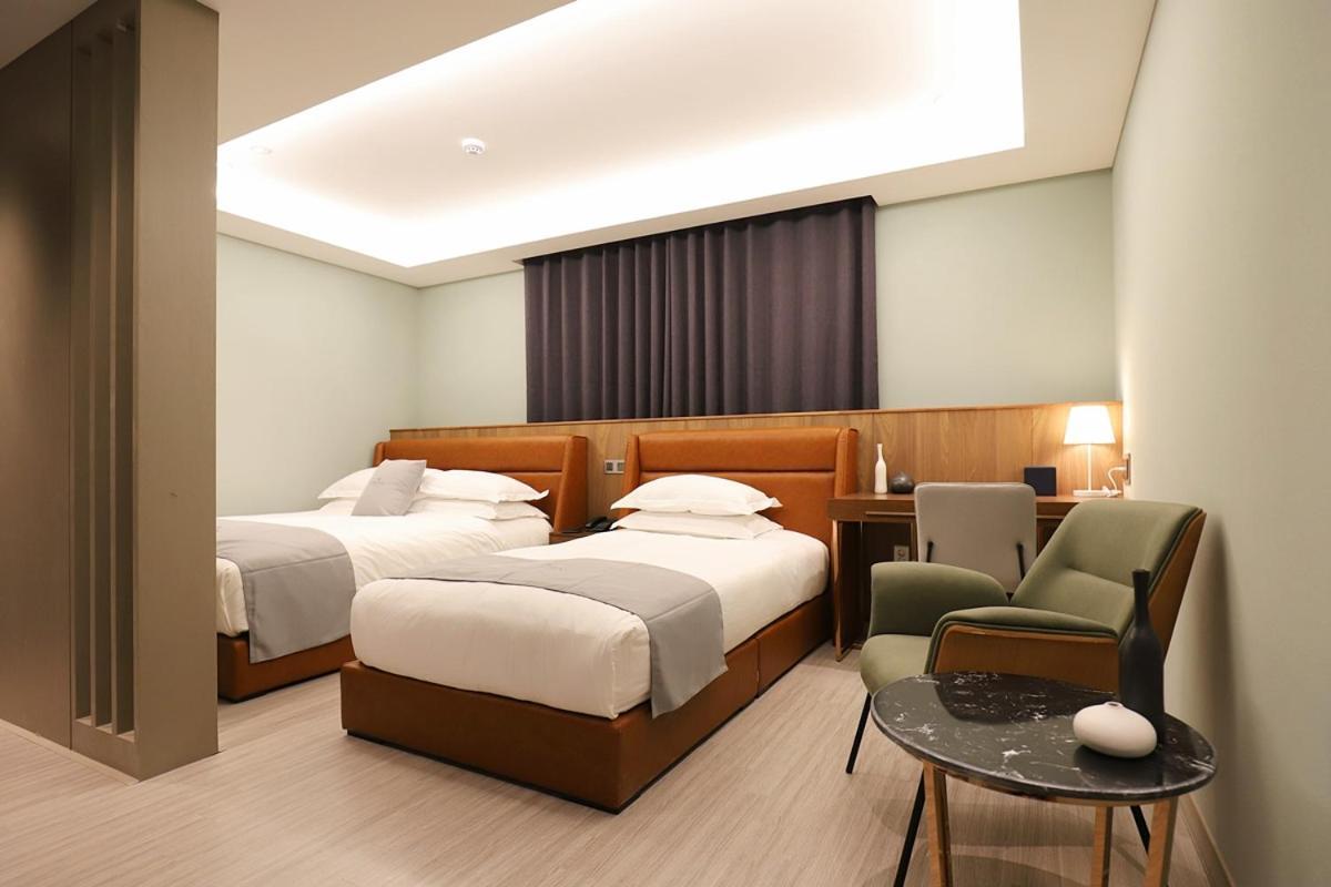Dongdaegu Station Eastern Hotel Esterno foto
